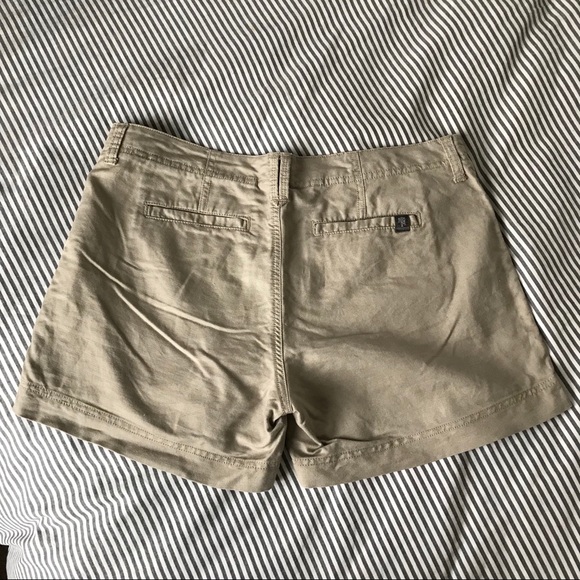 NWOT The North Face khaki shorts 4.5"inseam sz 10 - Picture 2 of 4